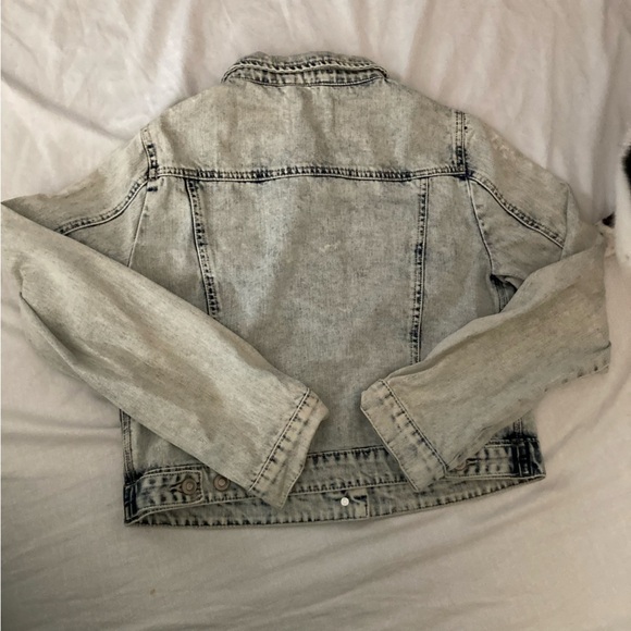 Thread & Supply Nordstroms Acid Washed Cropped Denim Jacket Size Large - Picture 2 of 3